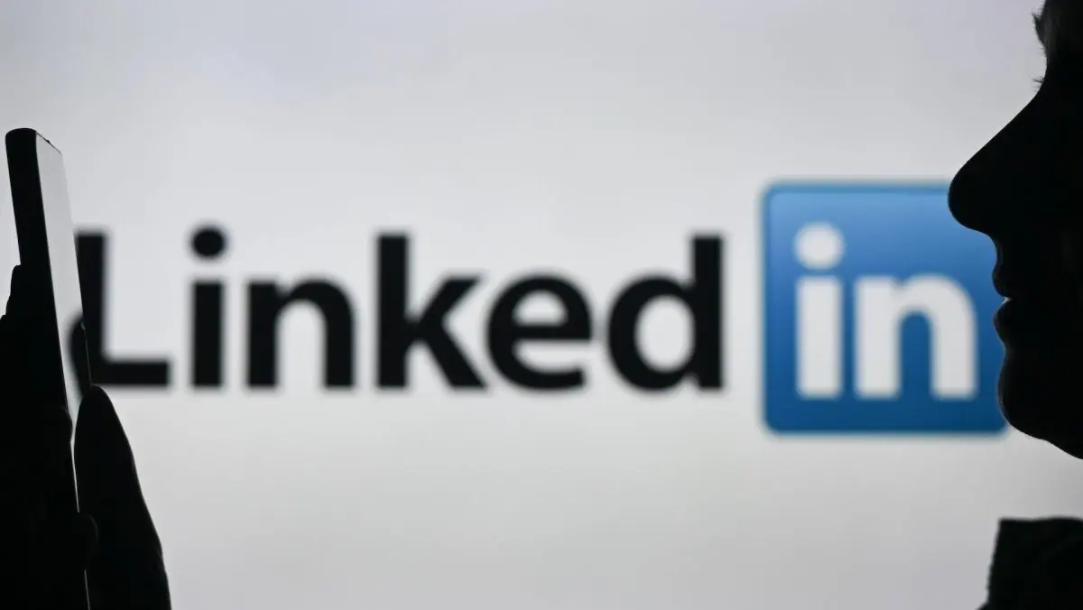 LinkedIn 攜手合作夥伴推出 AI 技能認證